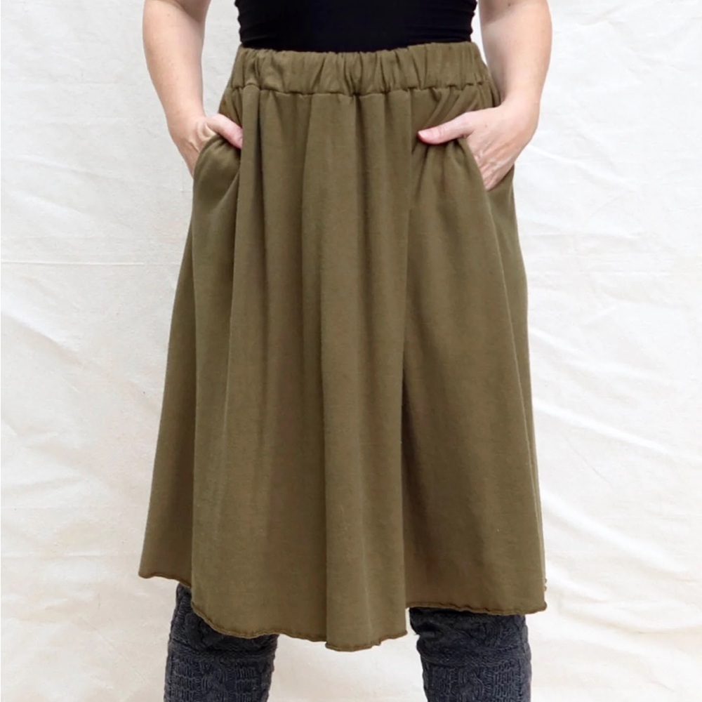 Gaia Conceptions heavy hemp cotton Mimosa below knee skirt with pockets NEW - Picture 16 of 16